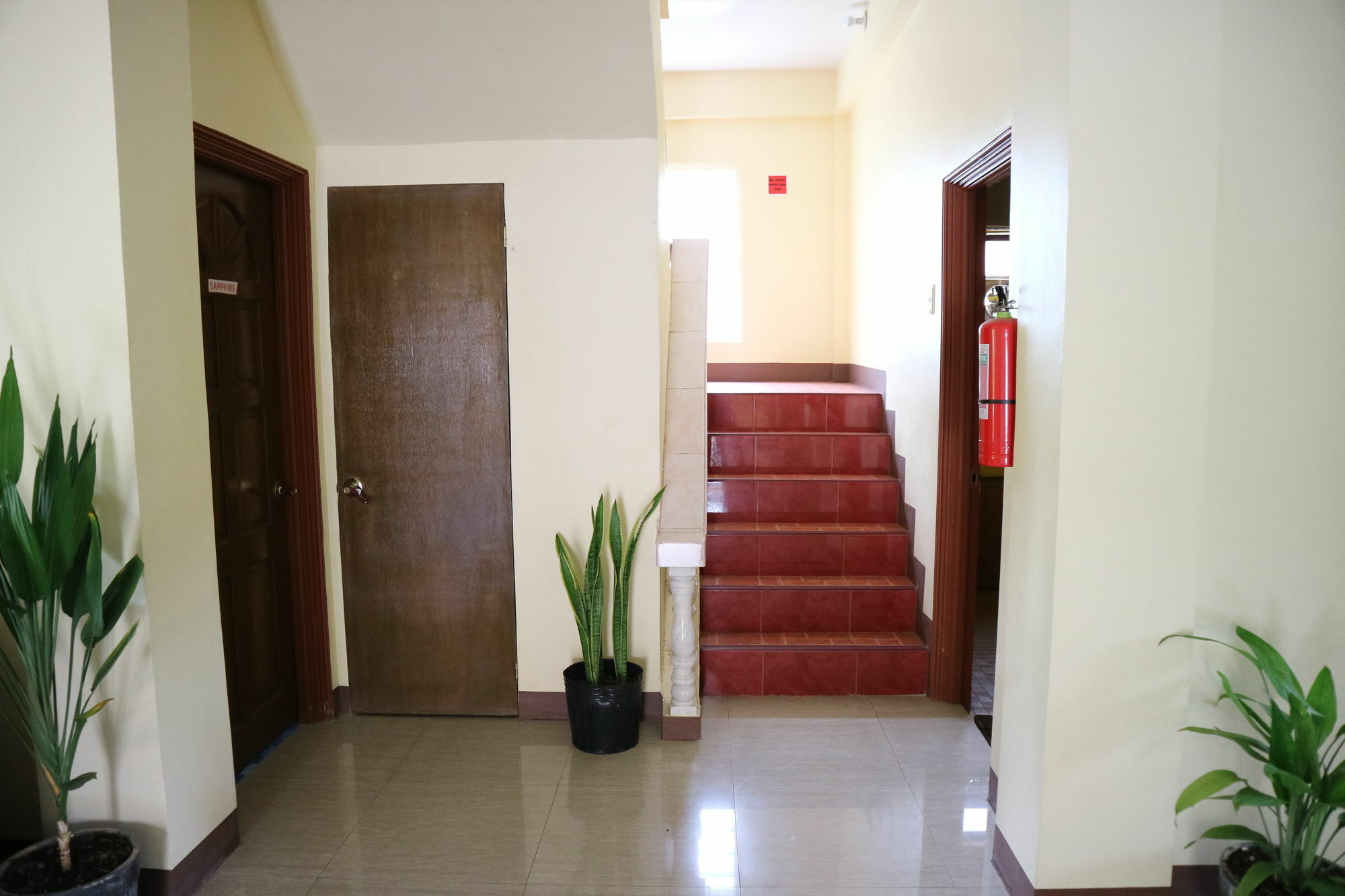 Oyo 422 Villa Emilia Pension House パングラオ エクステリア 写真
