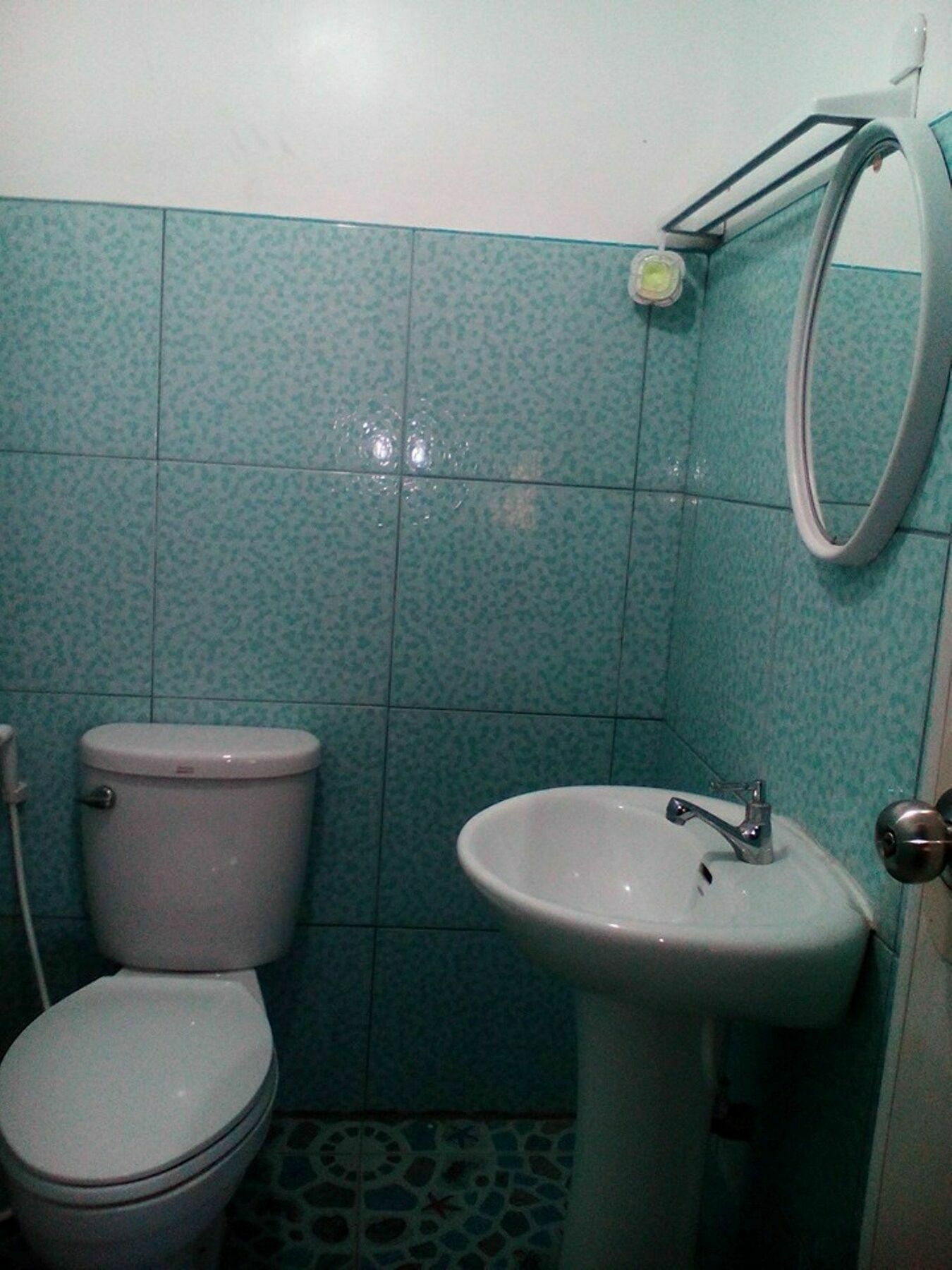 Oyo 422 Villa Emilia Pension House パングラオ エクステリア 写真