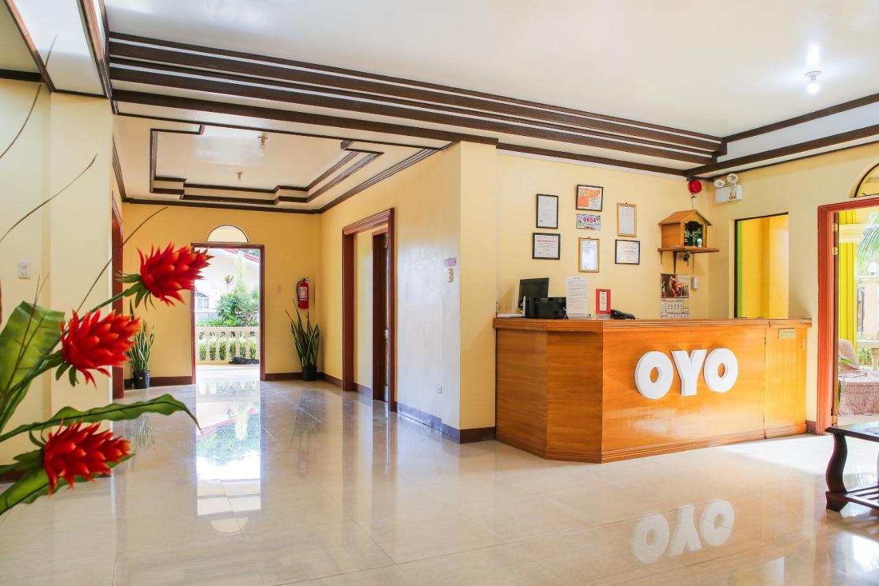 Oyo 422 Villa Emilia Pension House パングラオ エクステリア 写真