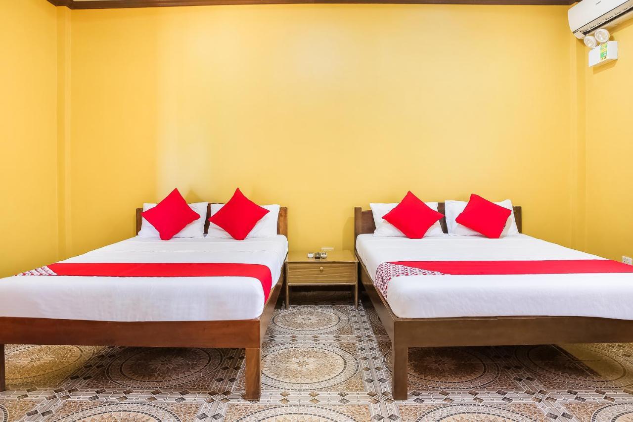 Oyo 422 Villa Emilia Pension House パングラオ エクステリア 写真